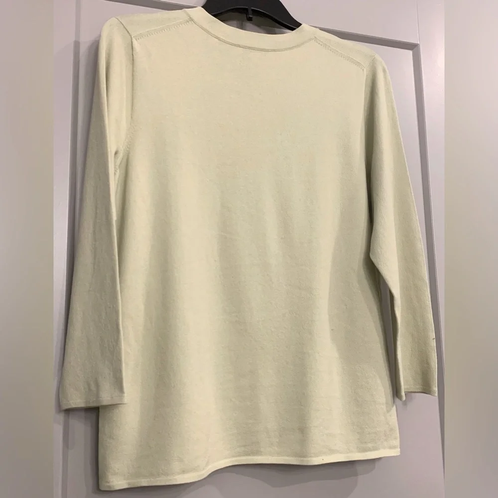 Vince Stretch Knit Sweater Light Green Size Large Minimalist Lightweight NWOT